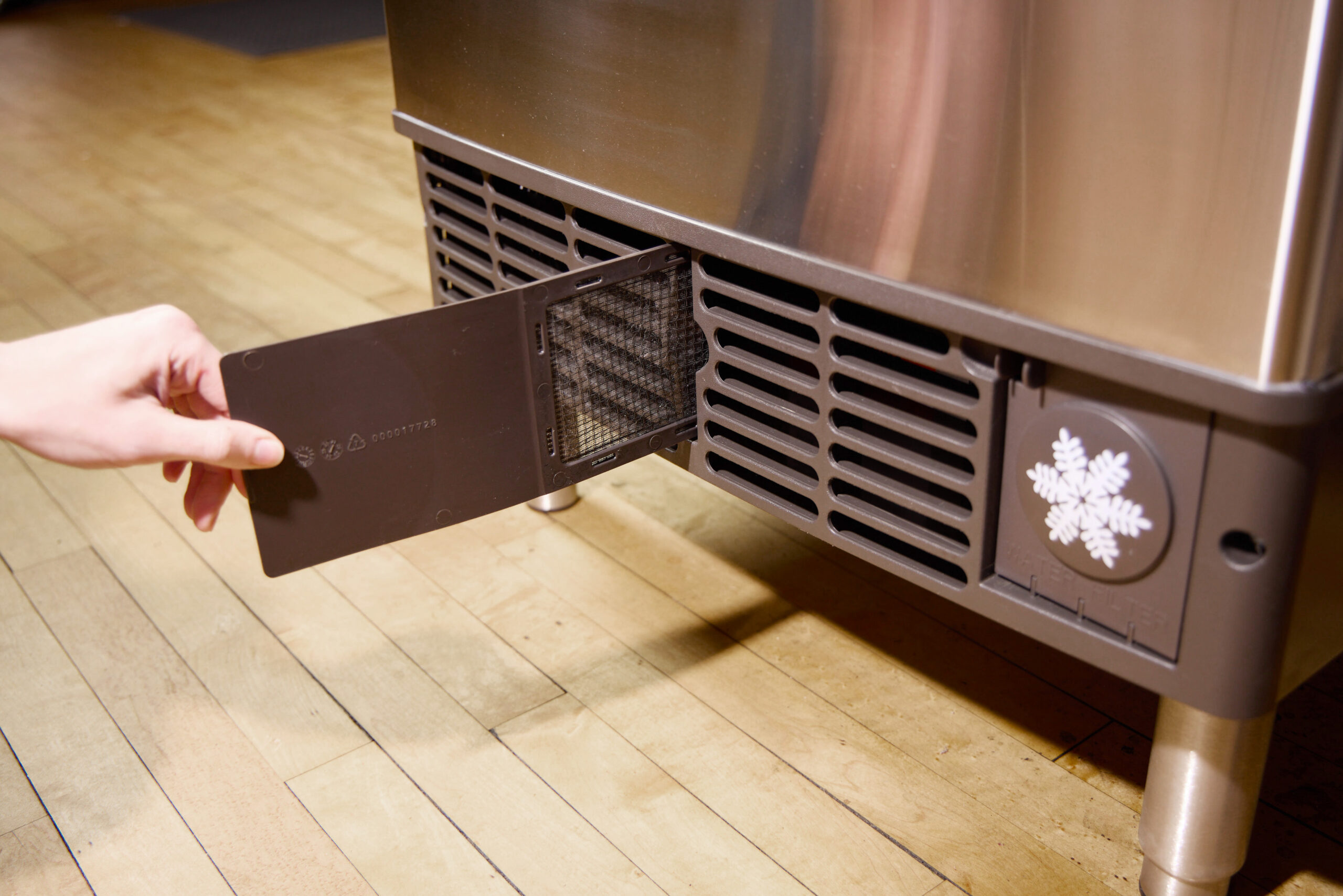 Manitowoc NEO® Series UP240 Undercounter Ice Machine Online - Image 25